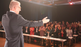 AB_780x438_LPT_2017_Steidl_Crowd